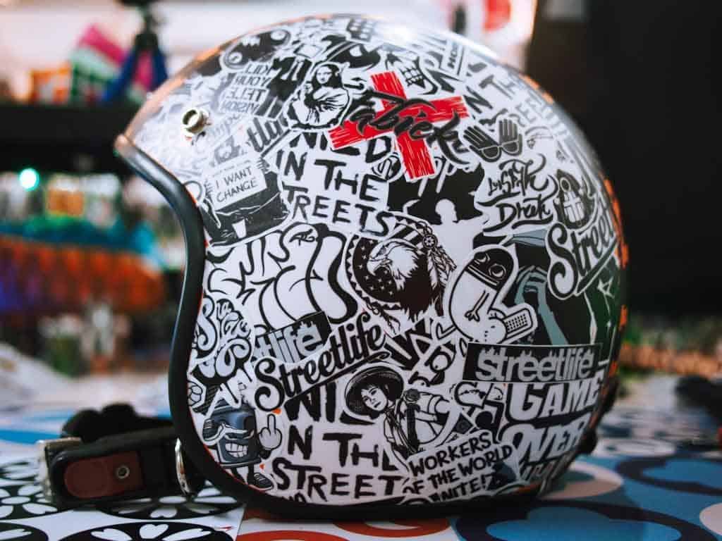 Sticker dán mũ bảo hiểm độc đáo