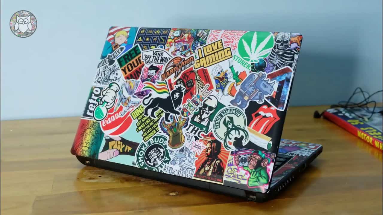 Sticker dán laptop độc đáo