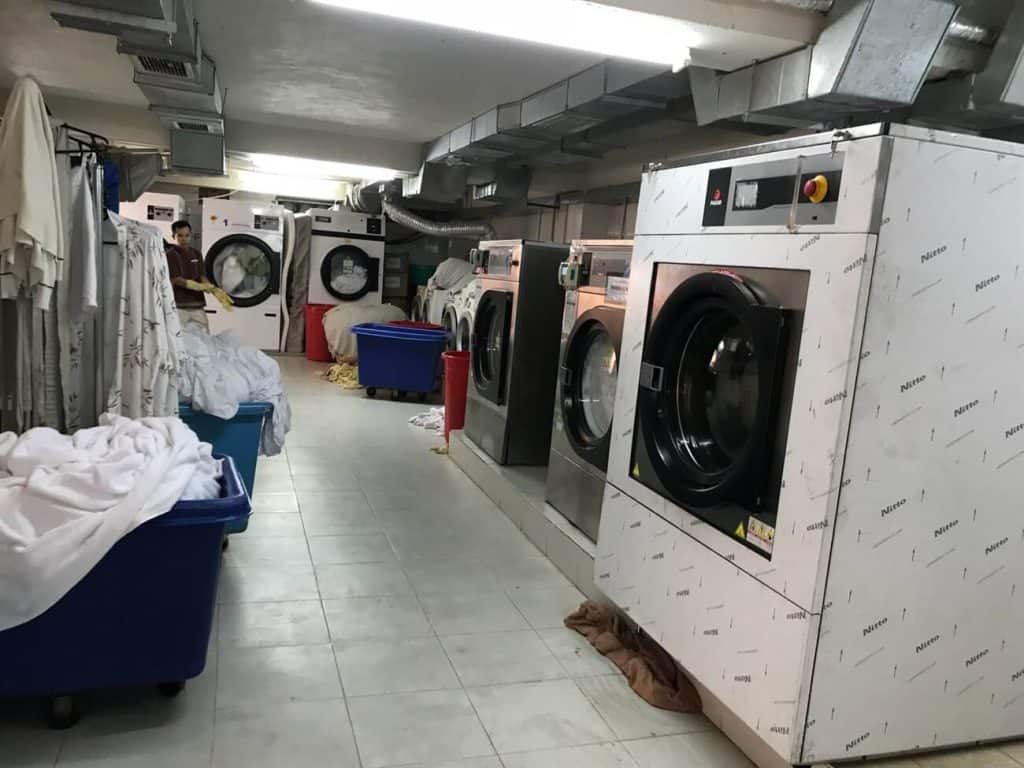 Lợi ích của việc sử dụng dịch vụ giặt ủi công nghiệp