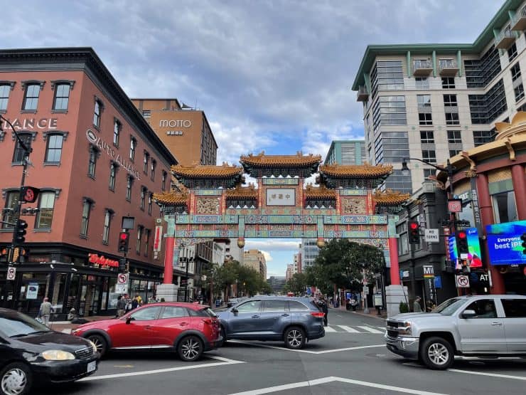 Exploring the Vibrant Tapestry of Chinatown, Ho Chi Minh City: A Guide to Things To Do Exploring the Vibrant Tapestry of Chinatown, Ho Chi Minh City: A Guide to Things To Do
