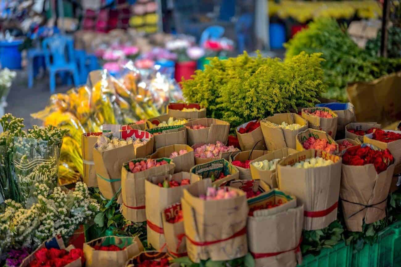 Exploring the Vibrant Tapestry of Chinatown, Ho Chi Minh City: A Guide to Things To Do Ho Thi Ky Flower Market: Complete Guide to Flowers & Night Food Market 2025