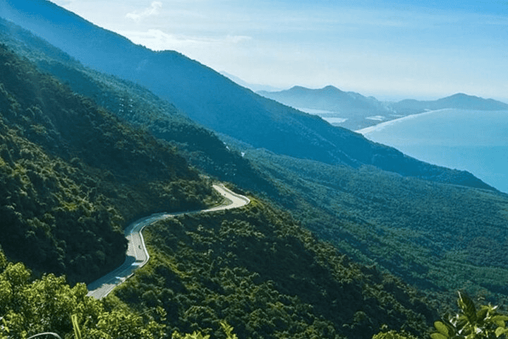 PHONG NHA VALLEY: COMPLETE TRAVEL GUIDE PHONG NHA VALLEY: COMPLETE TRAVEL GUIDE