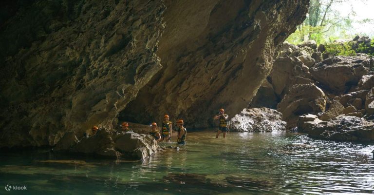 PHONG NHA VALLEY: COMPLETE TRAVEL GUIDE