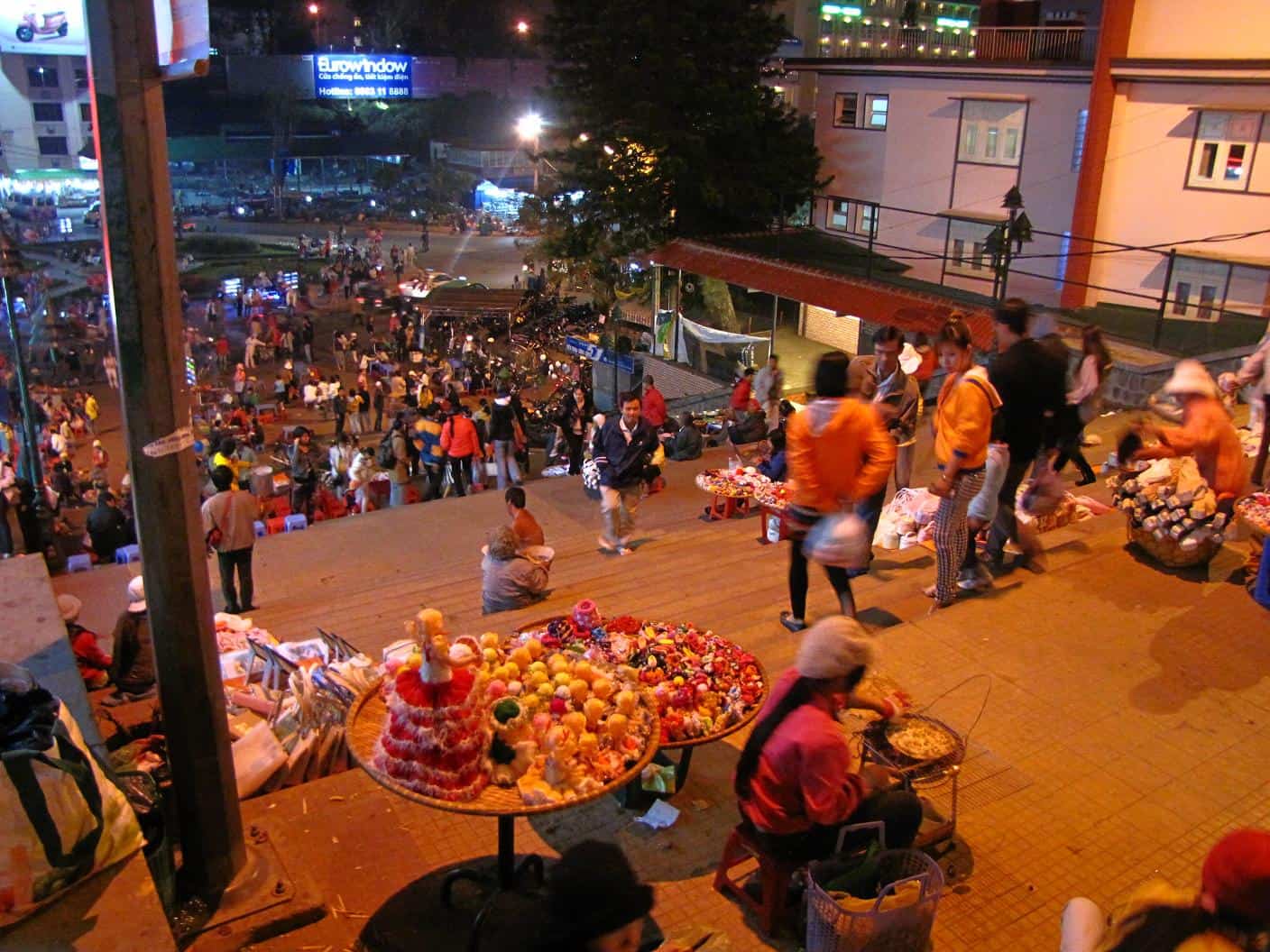 Dalat Night Market 2025: Complete Guide to Food, Prices & Insider Tips Dalat Night Market 2025: Complete Guide to Food, Prices & Insider Tips