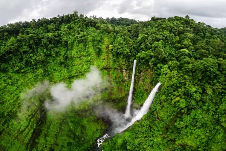 Go Lao Waterfall: An Honest Guide to Mai Chau’s Peaceful Hidden Gem