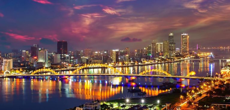 Da Nang What To Do: 17 Best Activities + 5 Tourist Traps to Skip