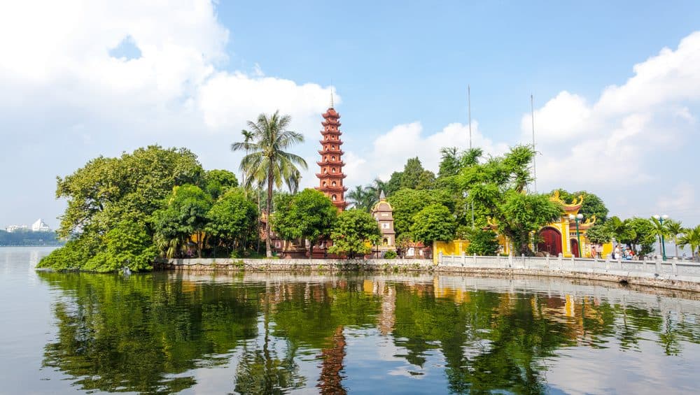 Tran Quoc Pagoda: Complete Guide 2025 - Hours, Photos & Crowd Tips Tran Quoc Pagoda: Complete Guide 2025 - Hours, Photos & Crowd Tips