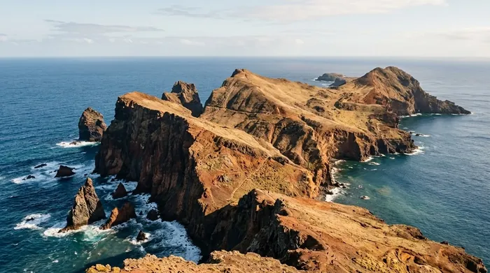 Illustration of a dry rocky peninsula at the eastern tip of Madeira
