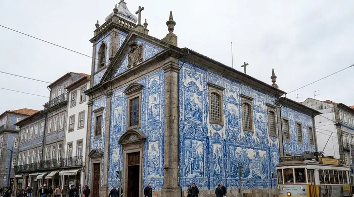 Illustration of a church facade covered in blue and white tiles in Porto