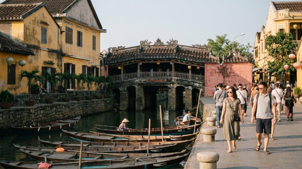 best time to visit hoi an