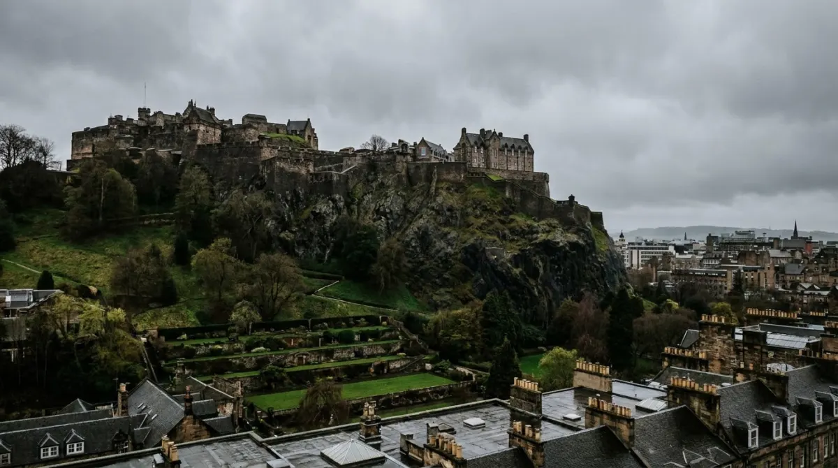 How Many Days in Edinburgh? Three, and the Hills Count