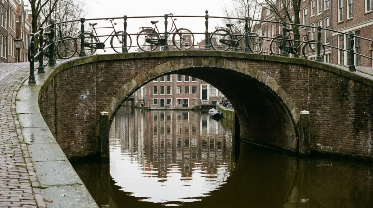 Amsterdam in 1 Day: Pick One Thing, Then Walk
