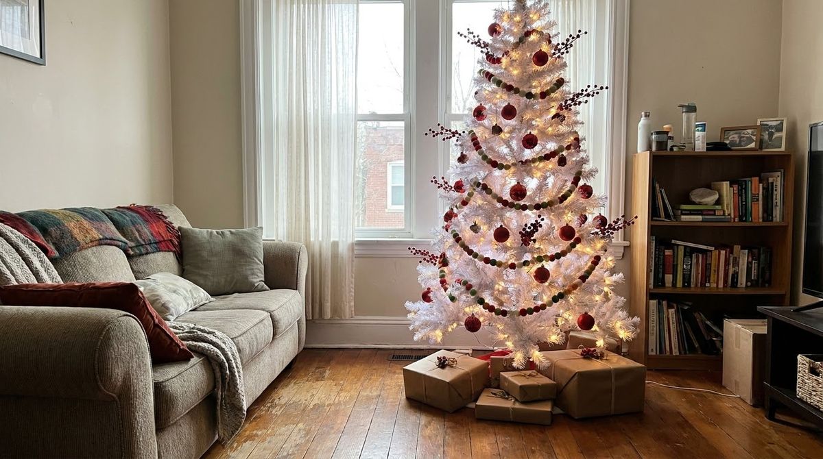 White Christmas Tree With Red Decorations White Christmas Tree With Red Decorations